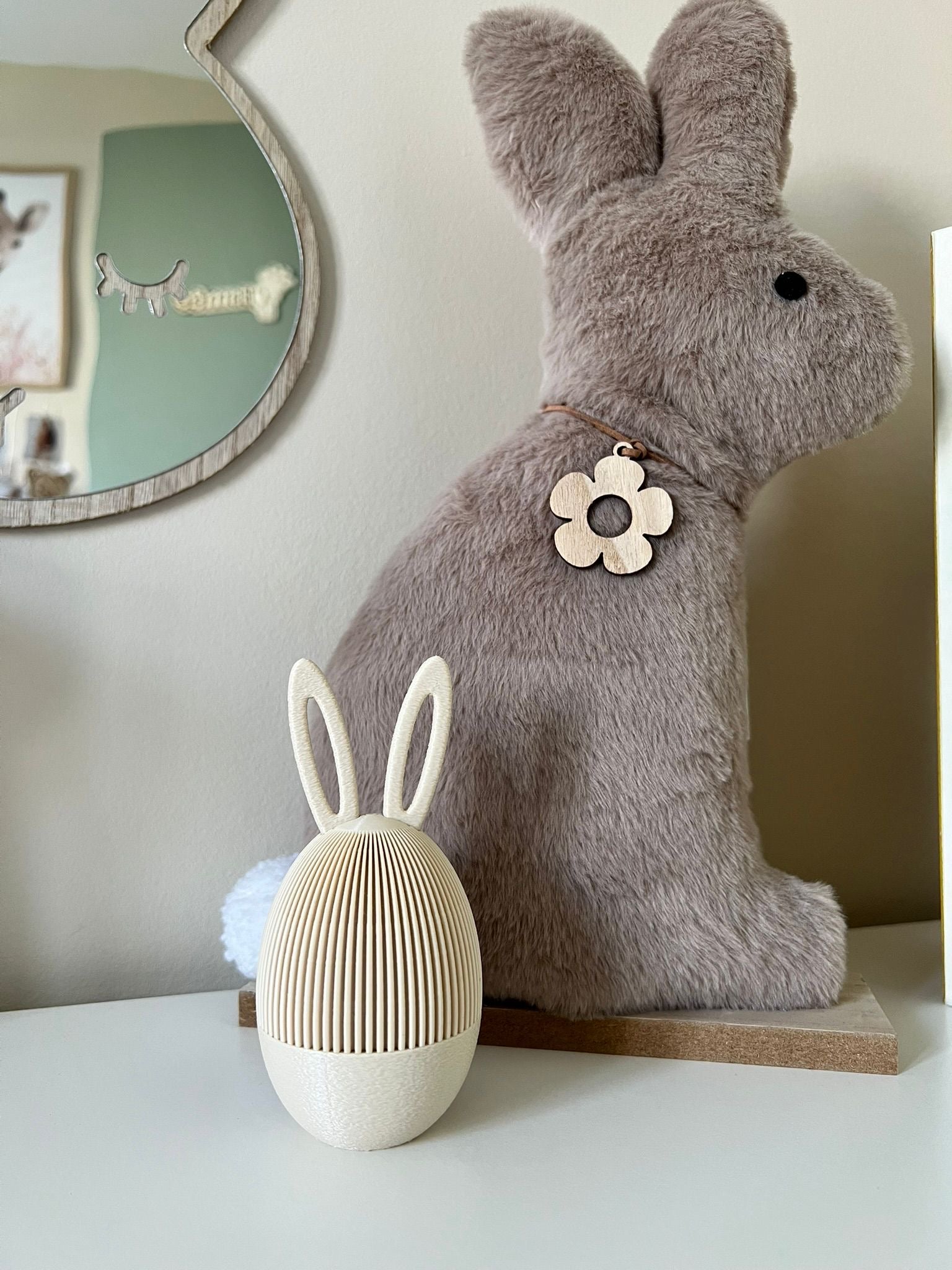 Boîte oeuf oreilles lapin de pâques
